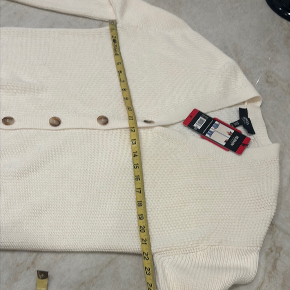 NWT. Hudson LA White Cotton Button-Up V-Neck Cardigan Sz M - Picture 9 of 10